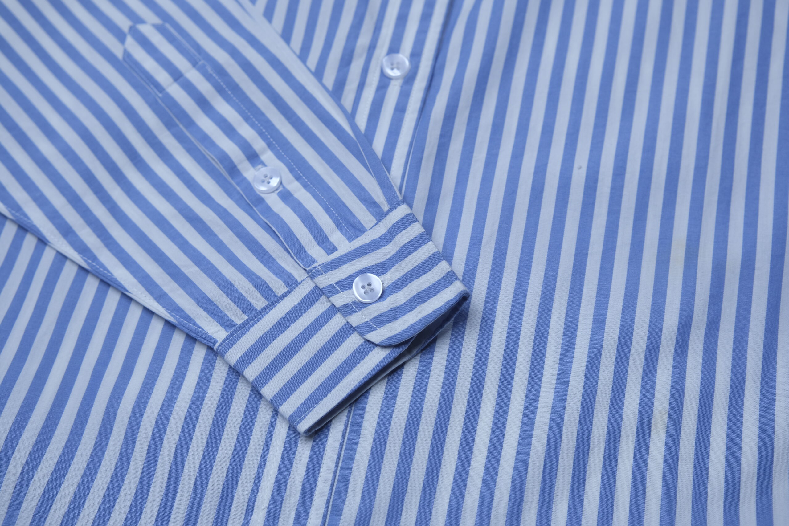 Women's premium cotton shirt - Image 2